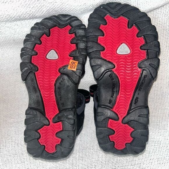 NIB Little Boys Size 9C Nike Little Santiam 4 (TD) Sandals - Picture 2 of 8